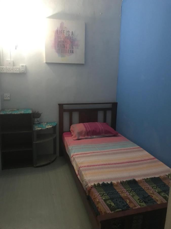 Borneo Sweet Guesthouse Kuching Extérieur photo