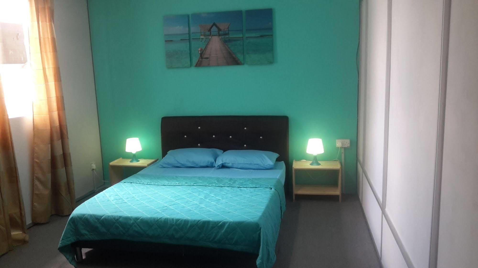 Borneo Sweet Guesthouse Kuching Extérieur photo